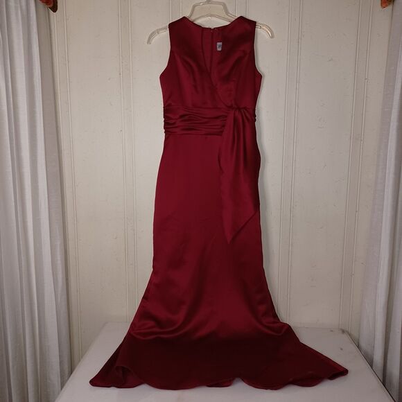 Impression Bridal [8] Formal Gown (2004) - Picture 5 of 10